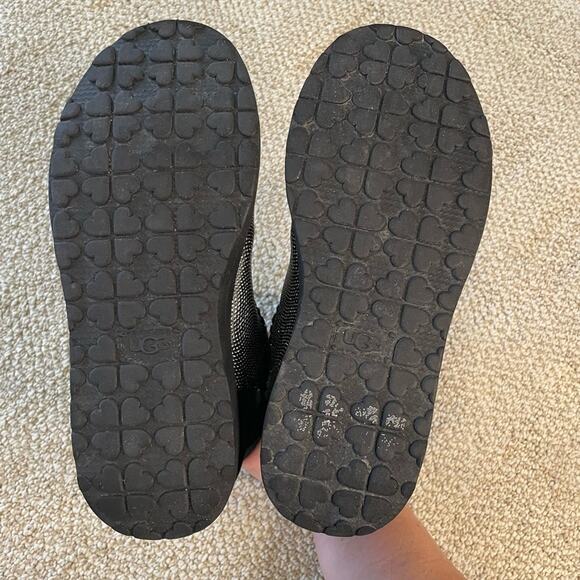 Ugg Girls JI Heart Ivy Short Mini Boots Suede Metallic Zip sz 4 Black 1010362 - Picture 14 of 17